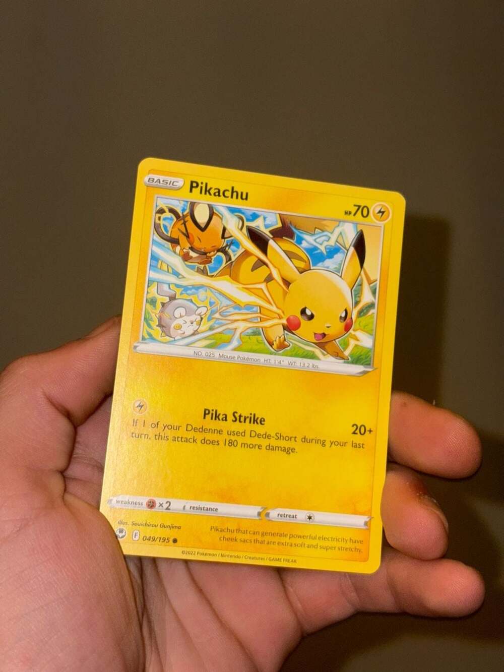 2022 Pokemon Silver Tempest Pikachu 049/195 Trading Card
